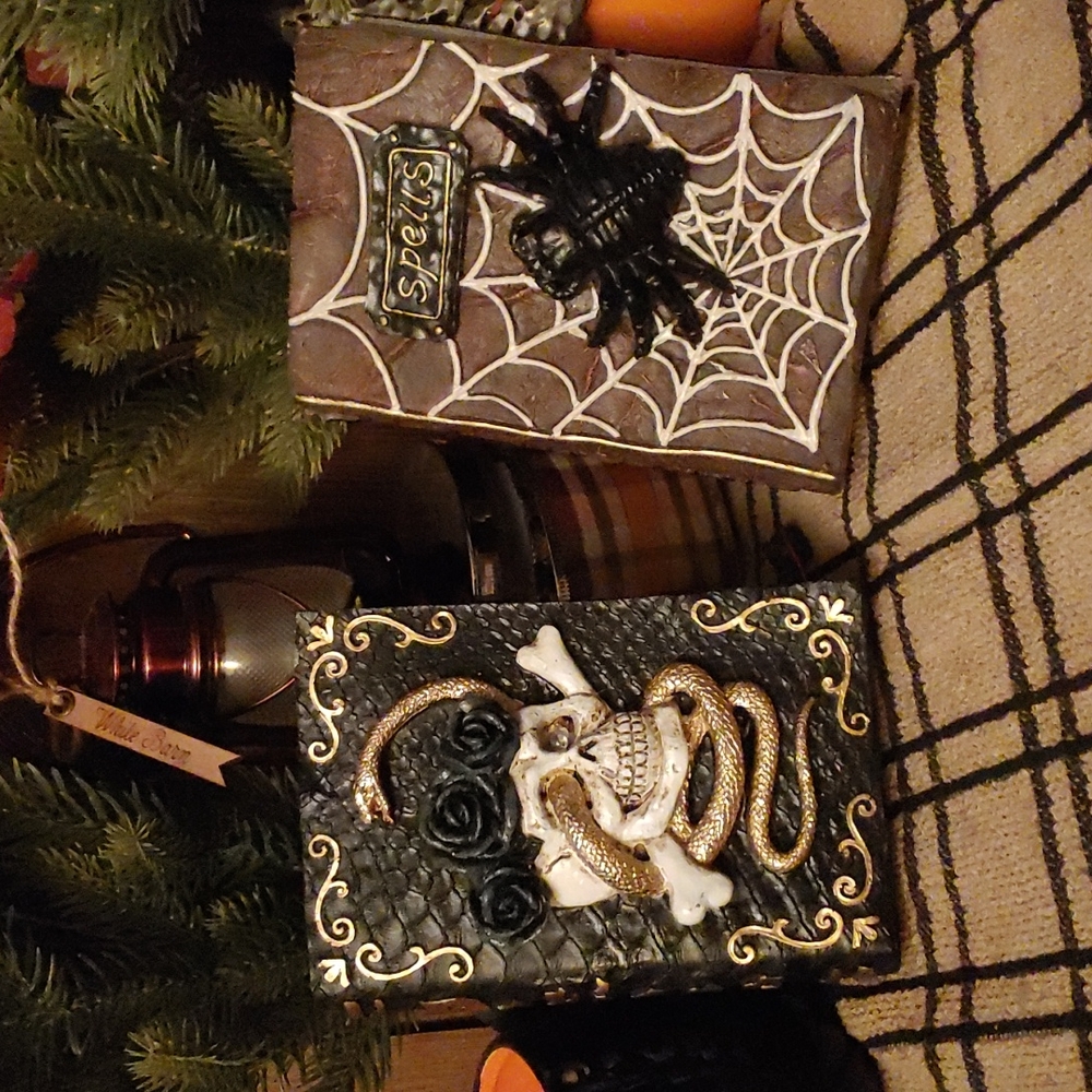 Halloween Book Decorations